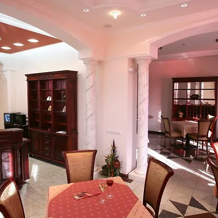 Garni Andjelika 3*