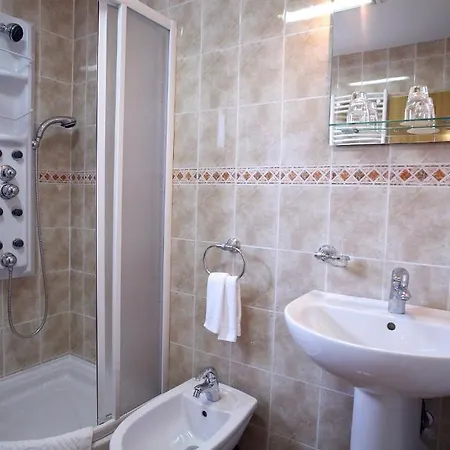 Hotel Garni Andjelika 3*